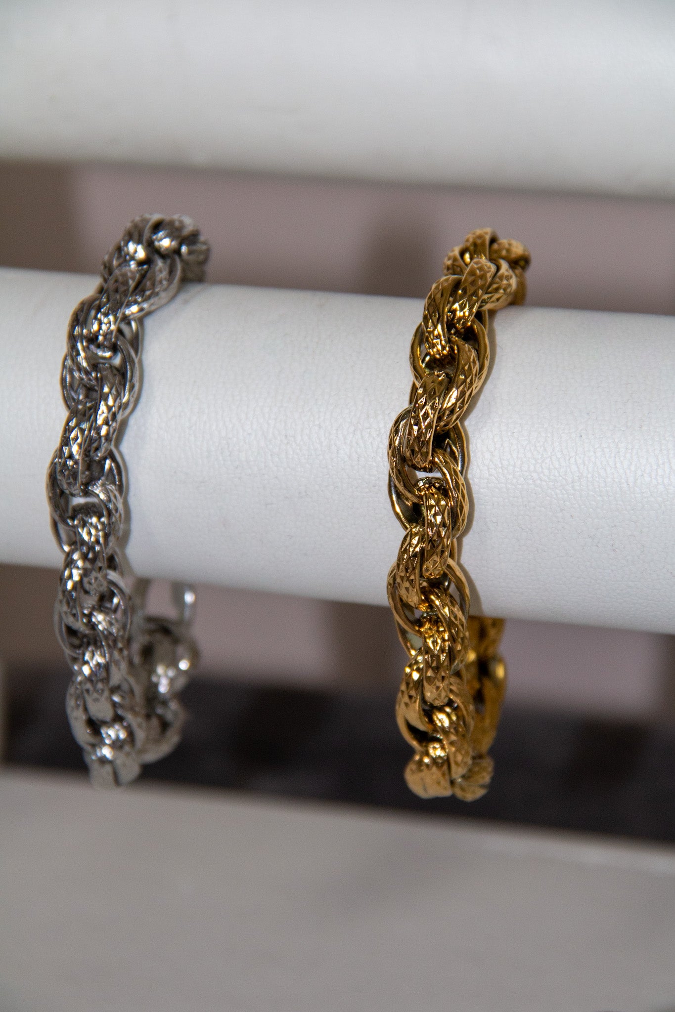 Bracciale intrecciato