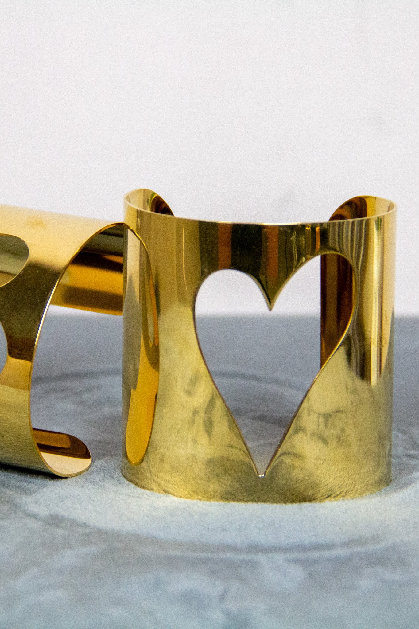 Bracciale rigido Cuore
