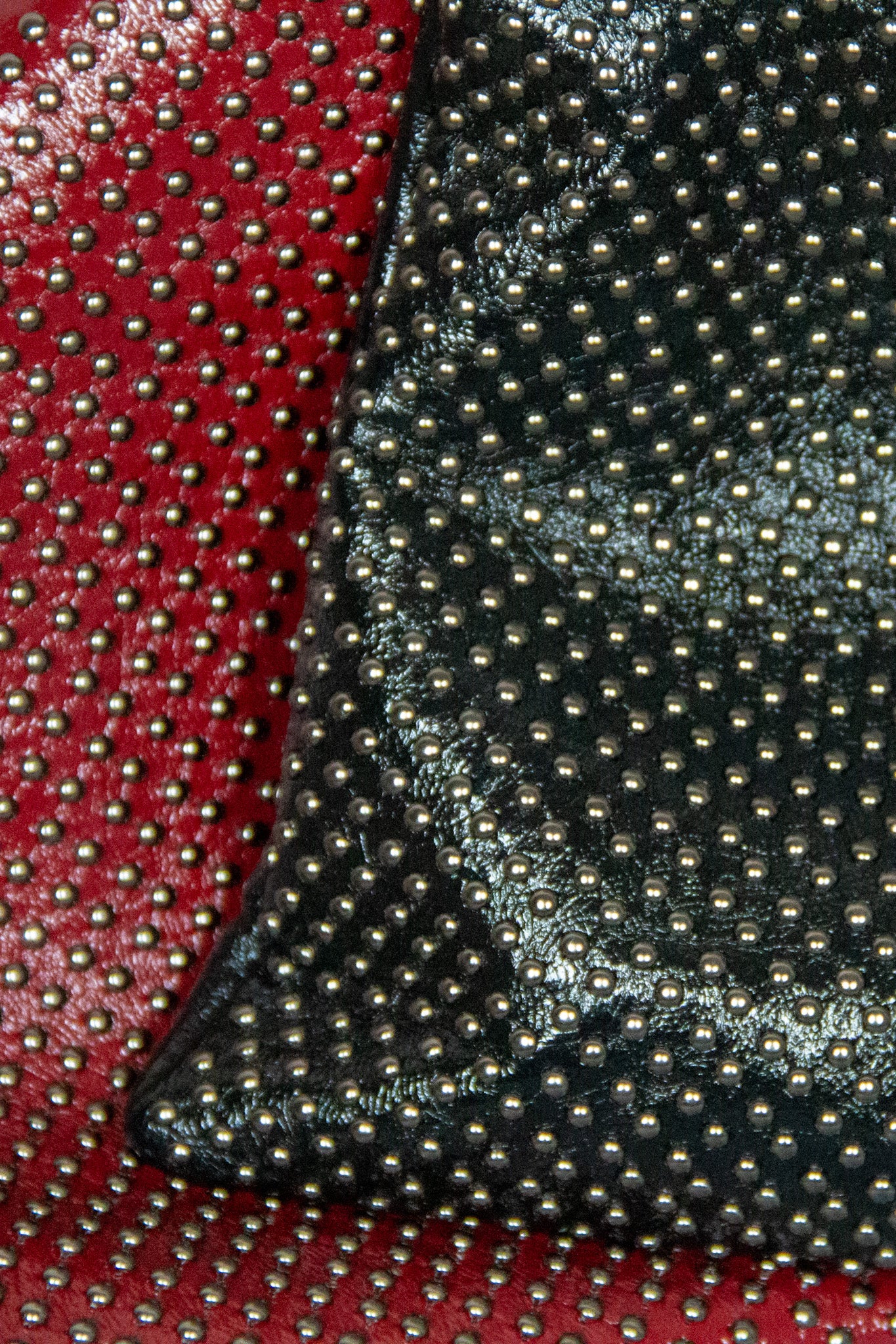 Pochette 100 borchie